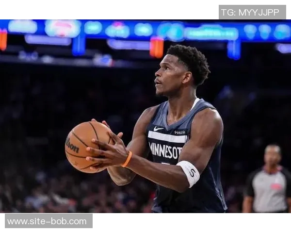 爱德华兹获准恢复对抗性训练复出计划按部就班推进